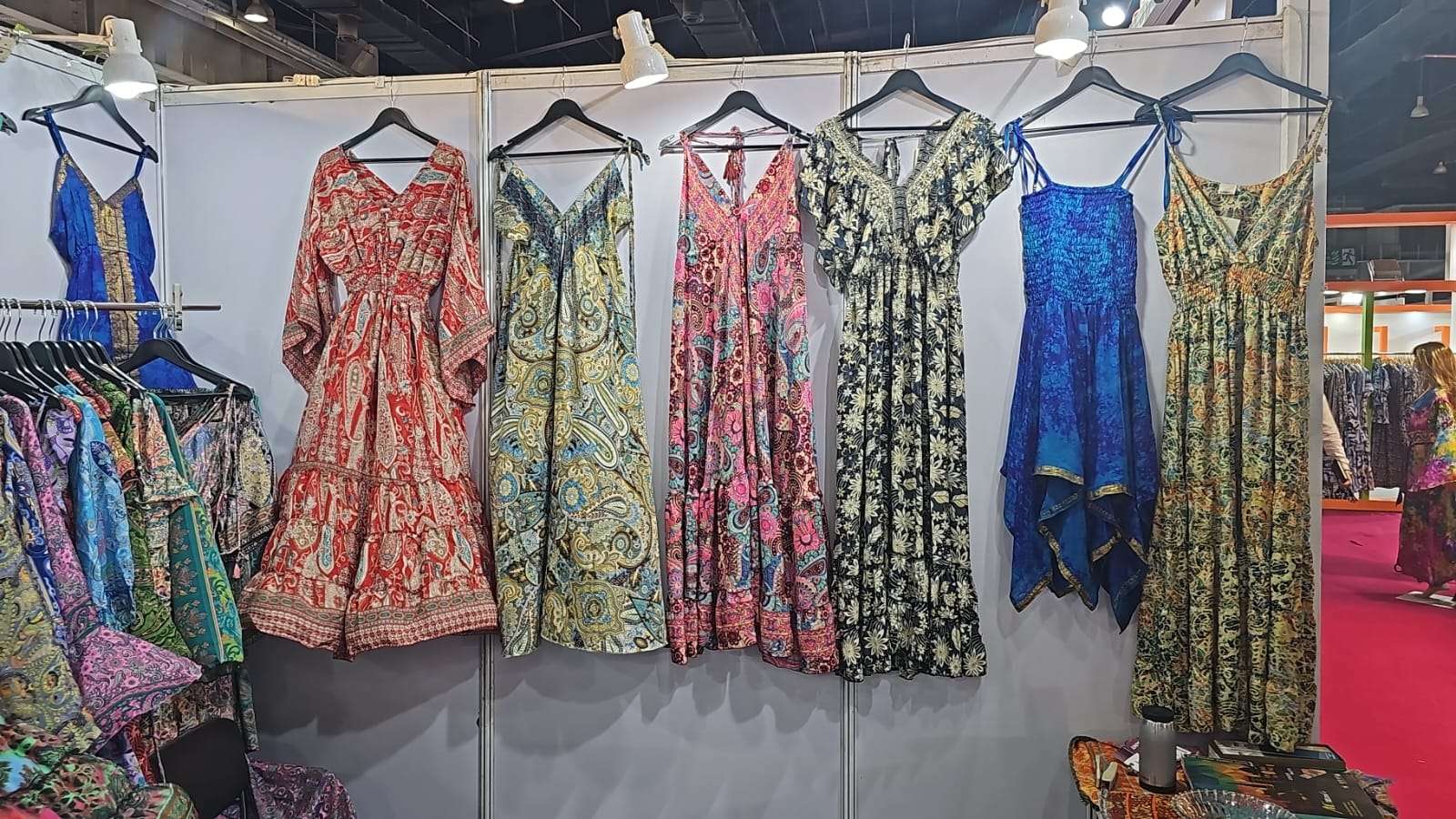 wholesale dress suppliers Choosing The Best Clothing Supplier in USA in 2023 affordable pricing Wholesale Clothing Los Angeles: Fashion
